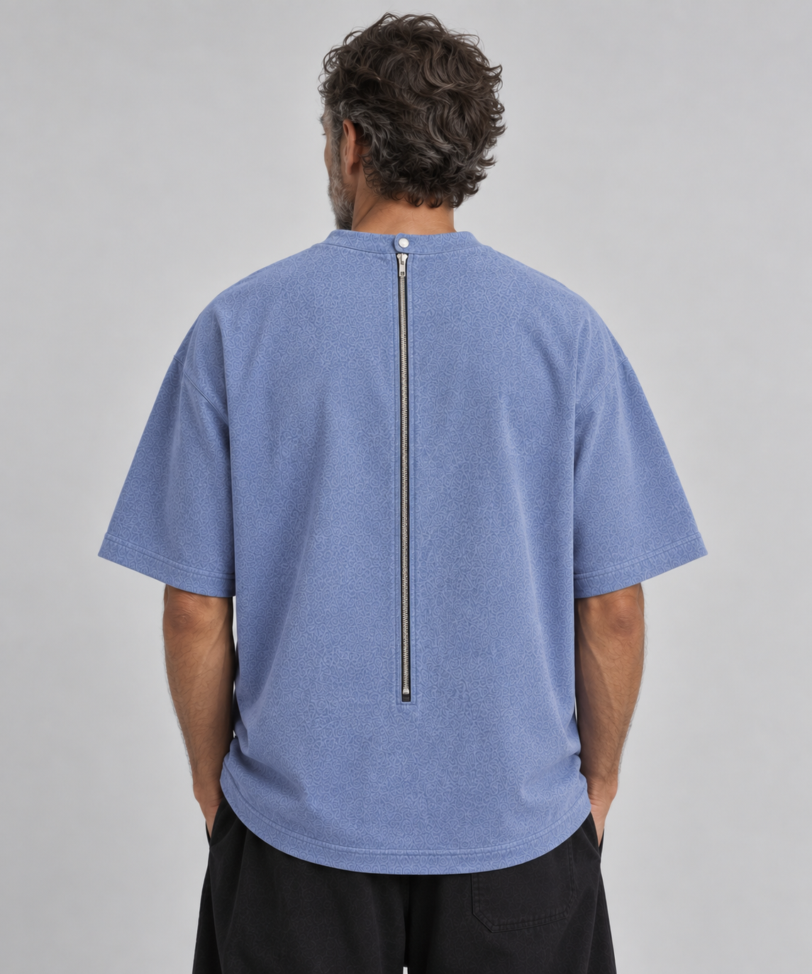 ESSENTIAL 01 — Back Zip T-Shirt