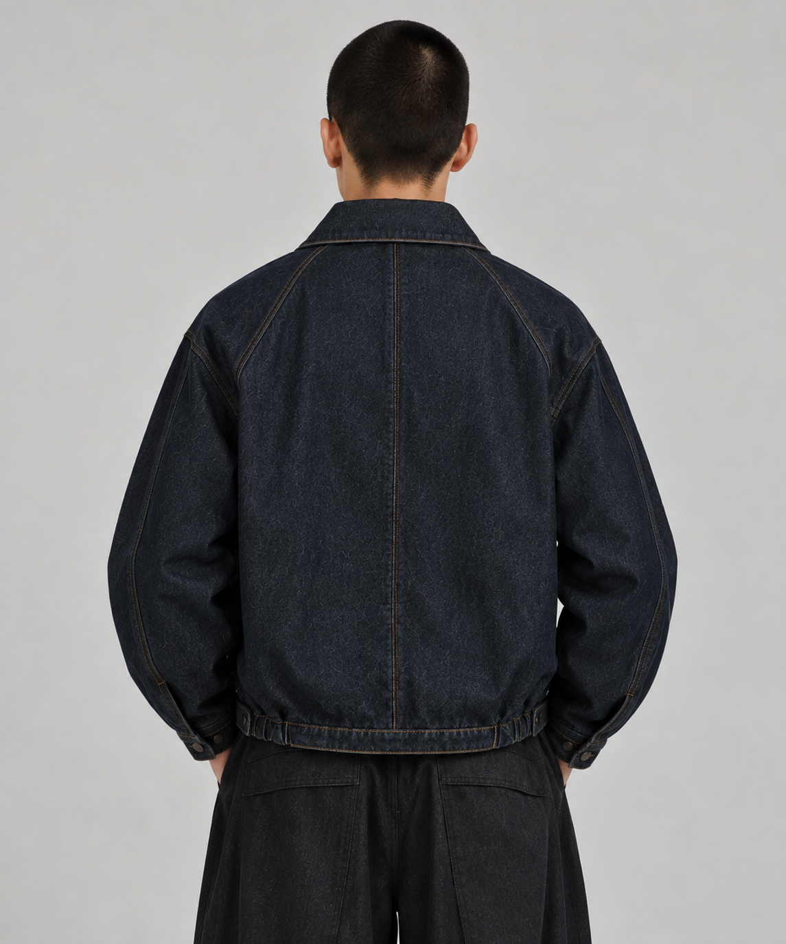 STUDIO 05 — THE CURVED JACKET
